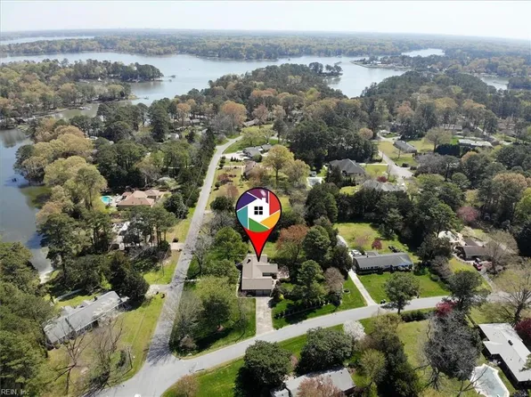 4225 Hermitage Rd, Virginia Beach, VA 23455