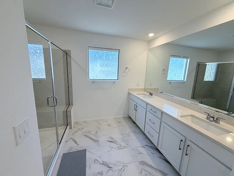 5920 Miller Ln — Photo 11