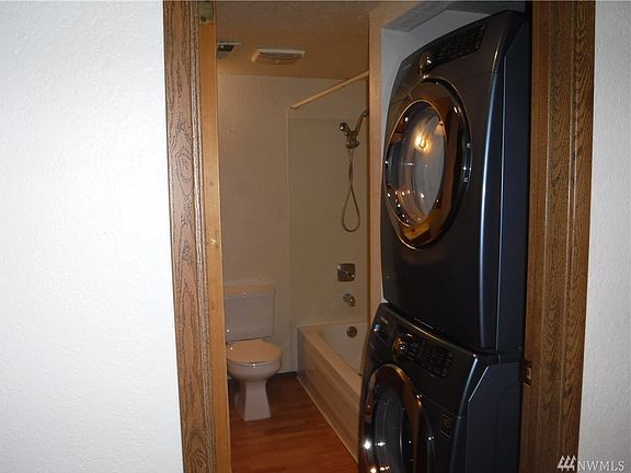 4th image of 10125 SE 235th Pl APT C306