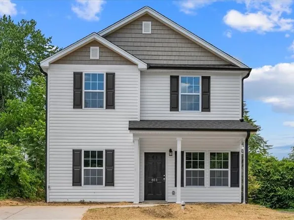 811 Willow Pl, High Point, NC 27260