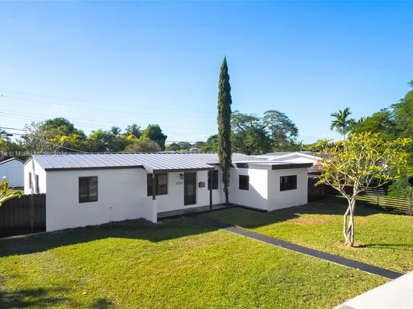 5330 SW 97th Ave, Miami, FL 33165