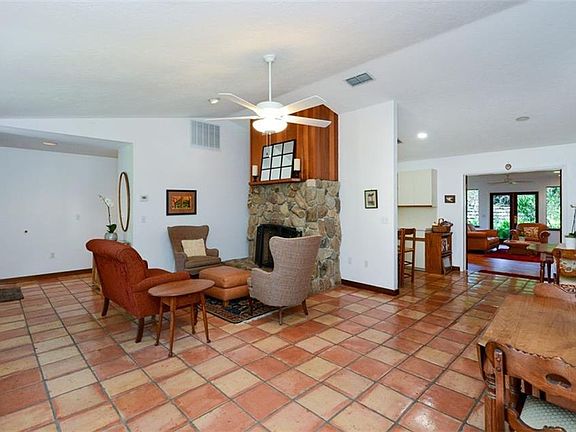 5th image of 3221 Tobero Ln