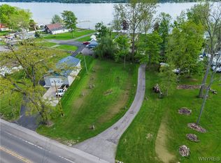 2286 River Rd, Niagara Falls, NY 14304