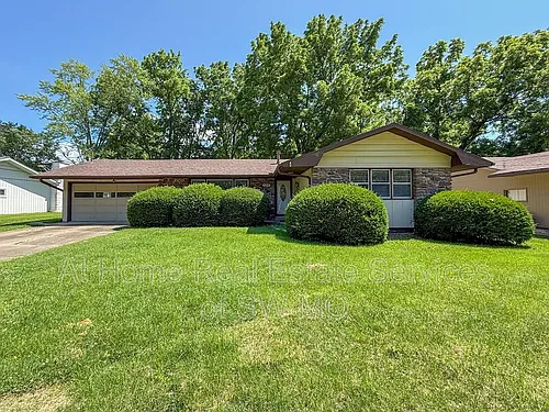 2848 E Loren St Photo 1