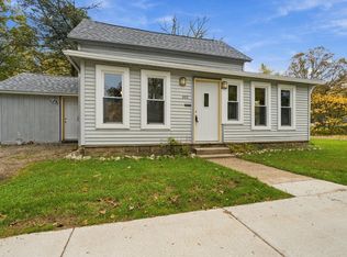 558 Academy St, Allegan, MI 49010