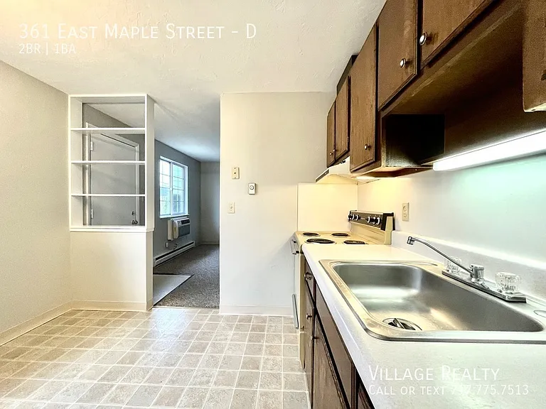 361 E Maple St #D — Photo 42
