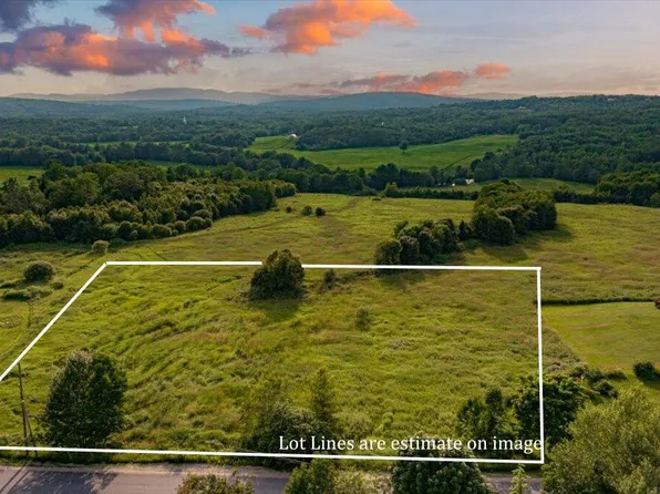 566 Lower Street, Turner, ME 04282