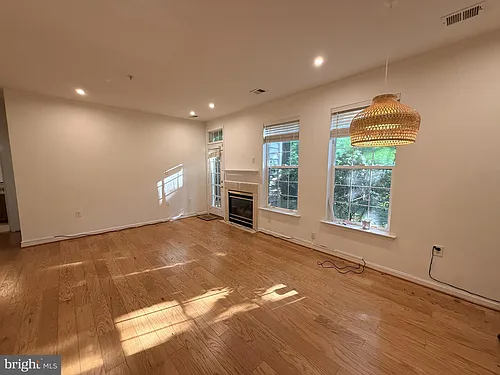 1300 Windleaf Dr #K-154 Photo 1