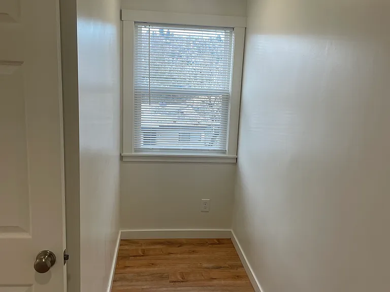 1401 W Bertona St #4 — Photo 7