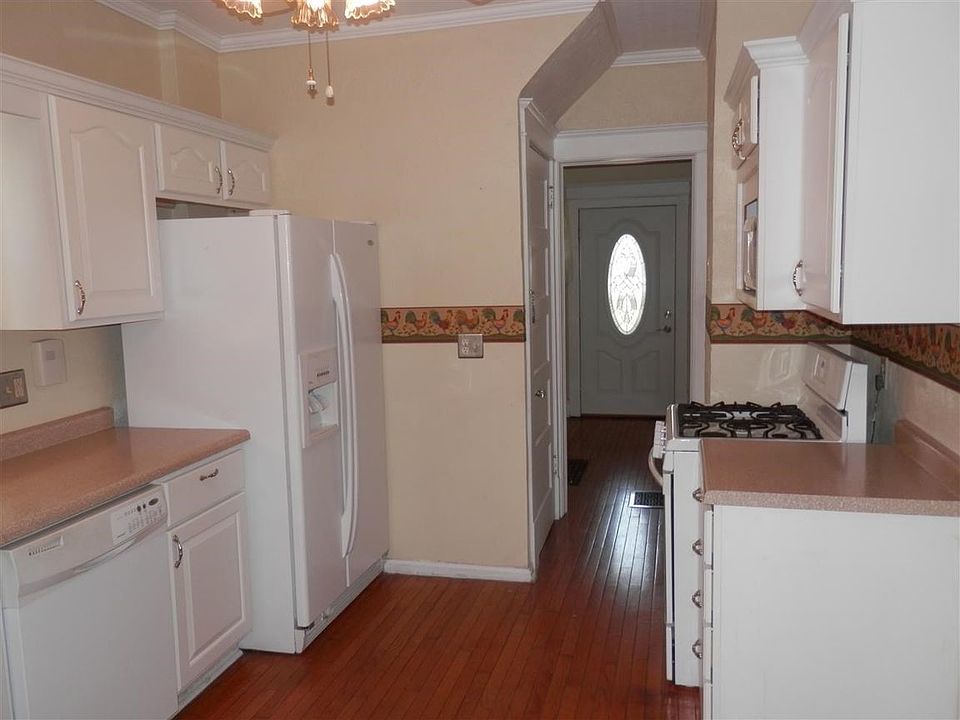 2nd image of 2523 12th Ave