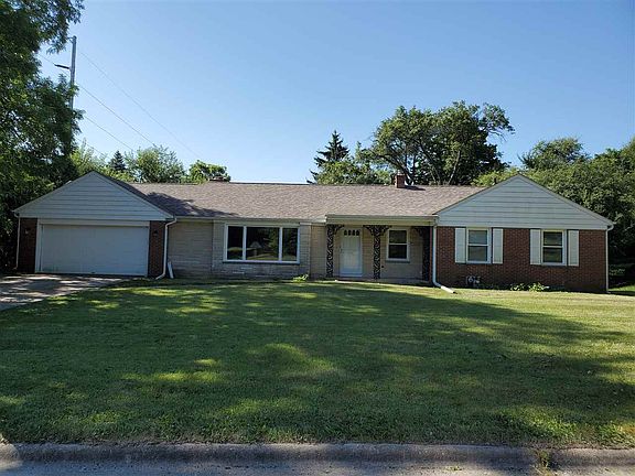 2nd image of 4427 Berkshire Close