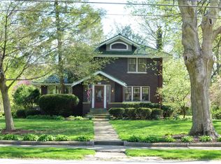 1925 E Oakland Ave, Bloomington, IL