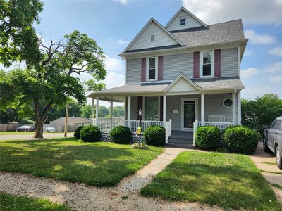 114 K Ave E, Oskaloosa, IA, 52577