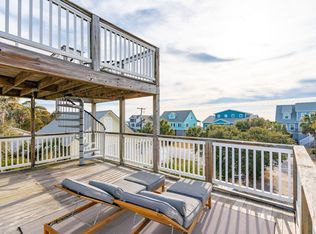 904 E Arctic Ave, Folly Beach, SC 29439