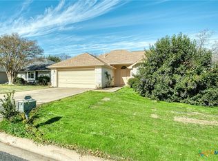 200 Susana Dr, Georgetown, TX 78628