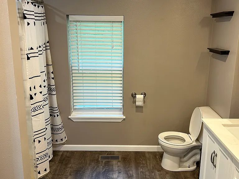 20678 McGuire Rd — Photo 5