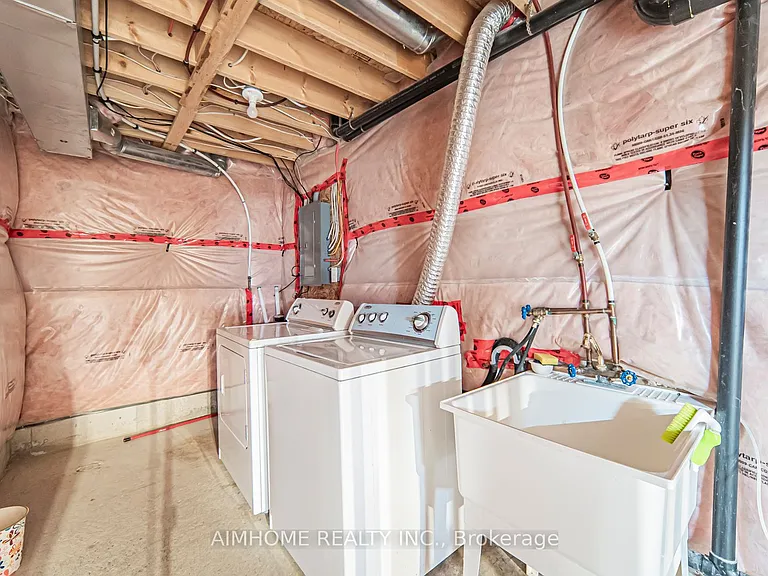 688 Courtney Valley Rd — Photo 12