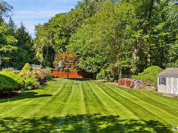 3rd image of 368B Wilton Road