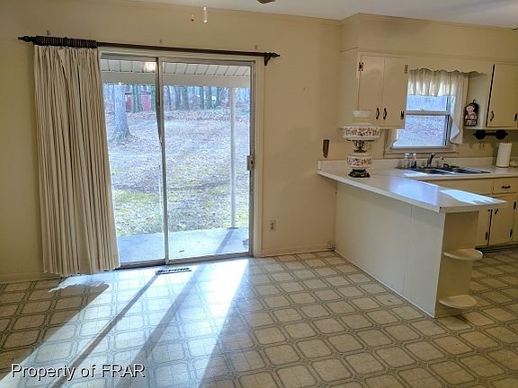 5th image of 3300 Hillandale Dr