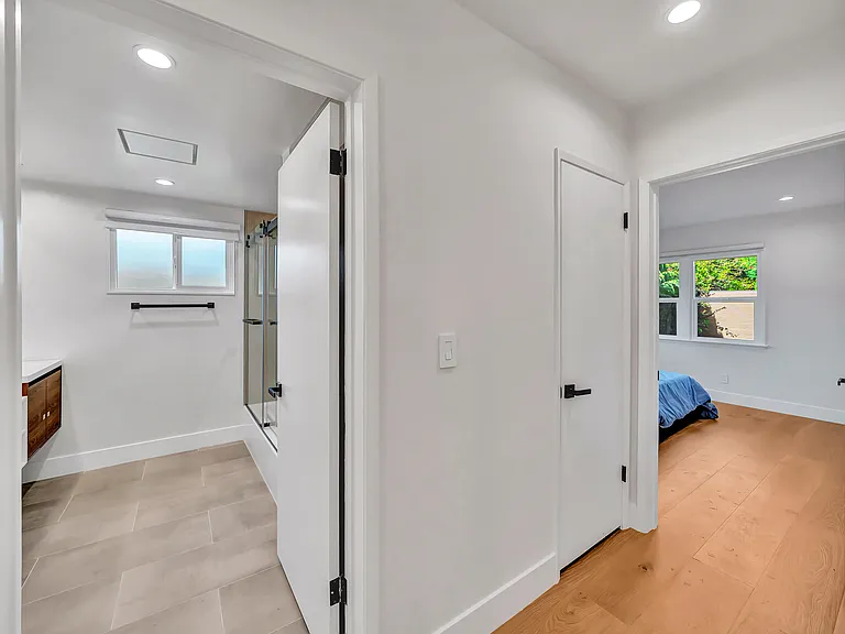 23635 Marylee St — Photo 25