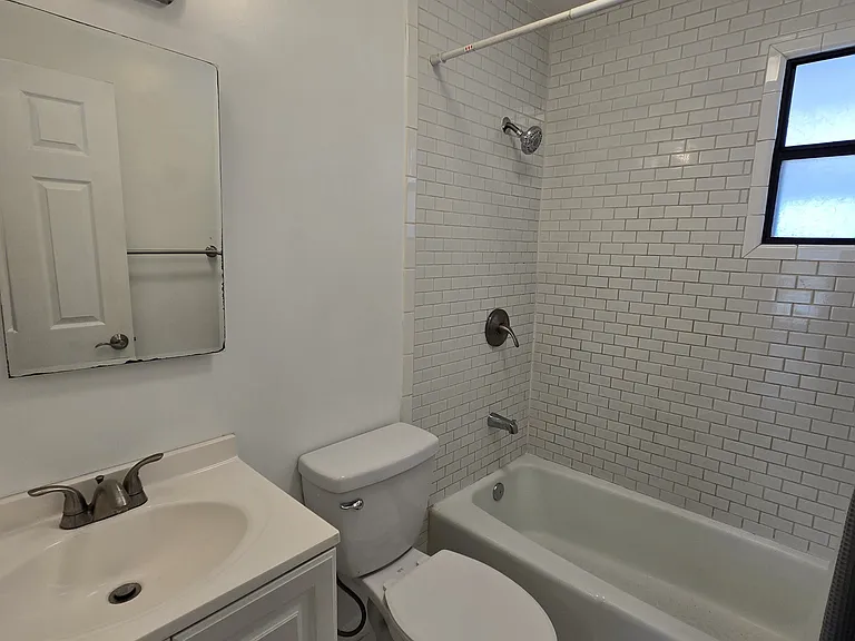 420 Indiana Ave — Photo 14