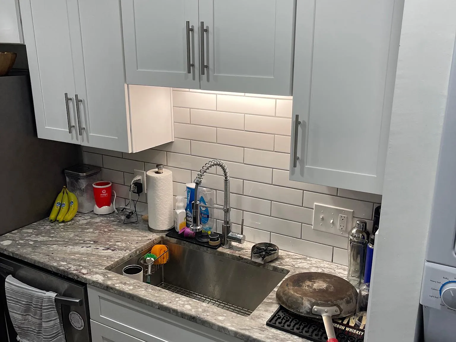 2 bed, 1.5 bath, 1120 sqft, $2,100 — Photo 3