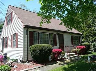 23 Nutmeg Dr, Westerly, RI 02891