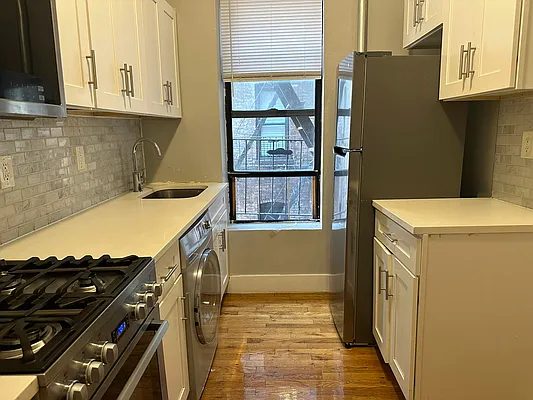 Rented by Premier One Realty LLC | media 1