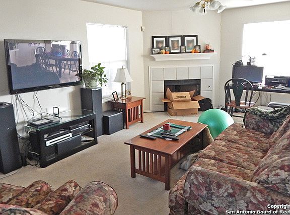 4th image of 2022 Park Canyon Dr