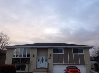 7755 Lockwood Ave, Burbank, IL 60459