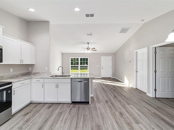 5th image of 6772 Hemlock Radial Rd