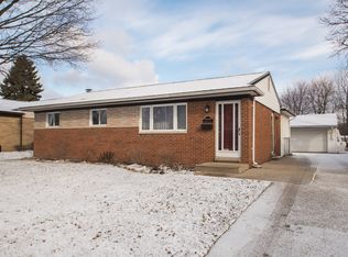 40496 Orangelawn Ave, Plymouth, MI 48170