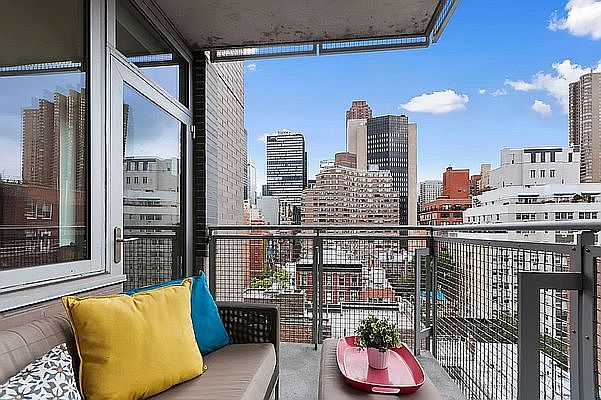 1st image of 225 E 34th St APT 9B