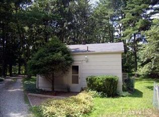 41 E Field Dr, Bedford, NY 10506