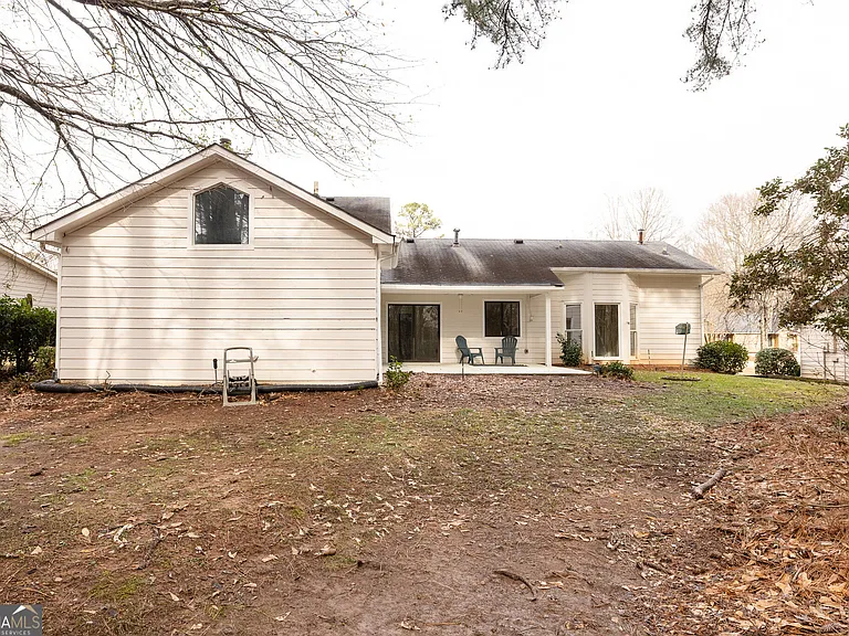 112 Glendale Dr — Photo 44