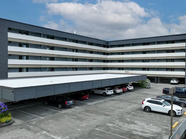 1 3rd St Unit 503, Astoria, OR 97103