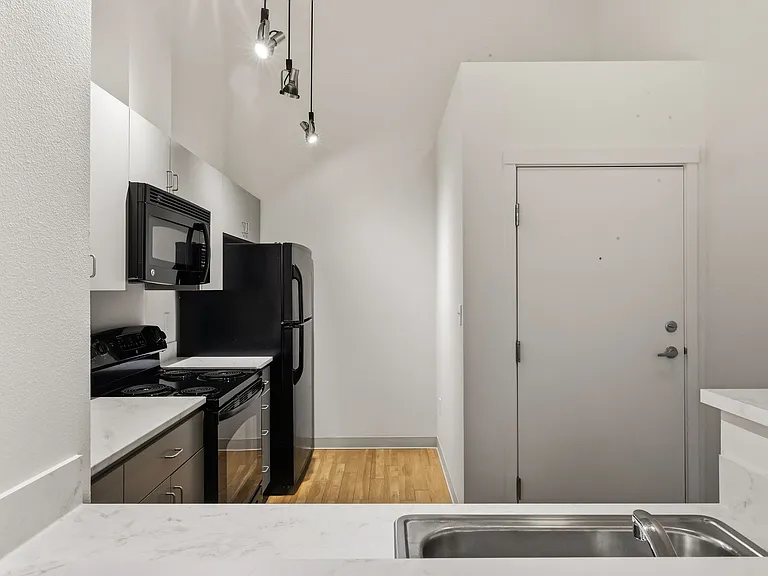 Borealis Apartments — Photo 11