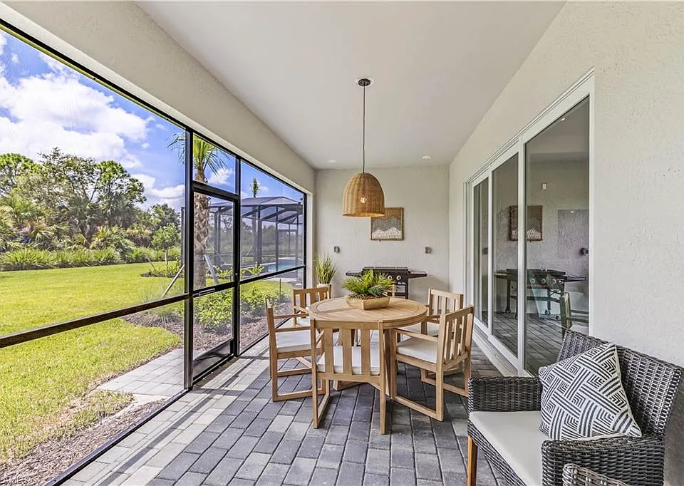 43270 Boardwalk Loop