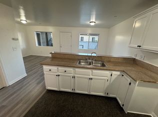 341 E Anaheim St, Wilmington, CA 90744