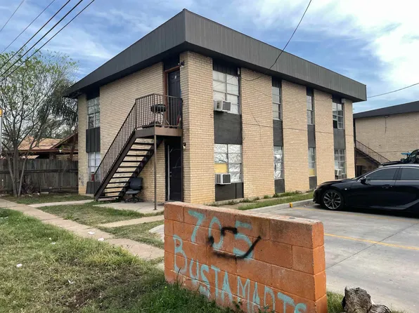 705 E Bustamante St, Laredo, TX 78041