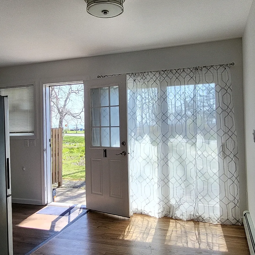 2 bed, 1.5 bath, 760 sqft, $2,300 — Photo 1