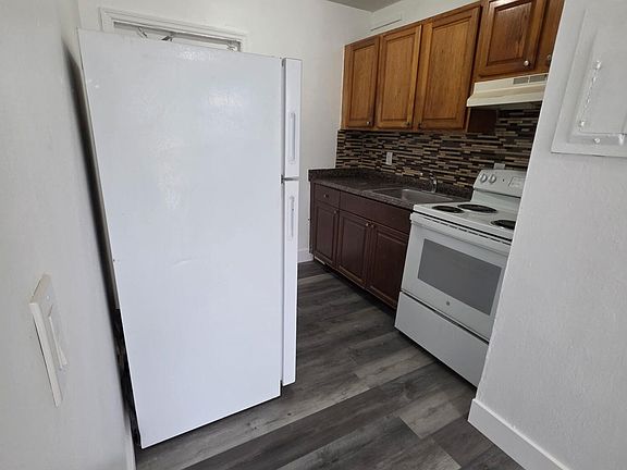 2nd image of 1021 Henrietta Ave #1019-5