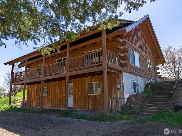 364 East Chewuch Road, Winthrop, WA 98862