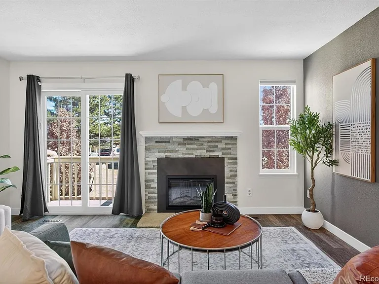 10537 W Maplewood Dr — Photo 4