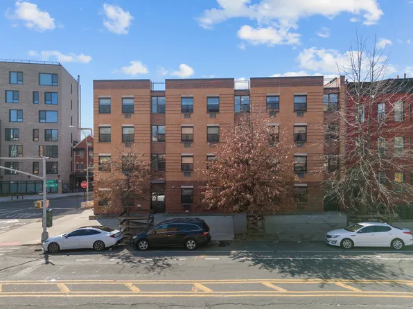 1814 Saint Johns Place image 20 of 26