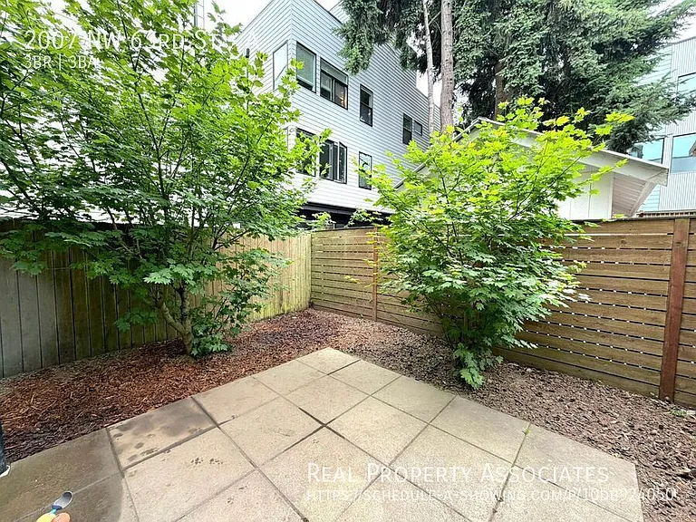 2007 NW 63rd St #A — Photo 16