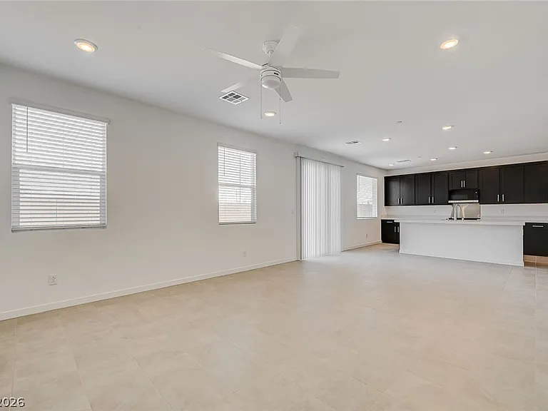324 Lupton Ave — Photo 19