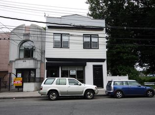 616 Richmond Rd, Staten Island, NY 10304