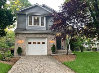 37 Oak St, Closter, NJ 07624