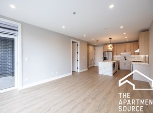 2354 W Polk St #502, Chicago, IL 60612